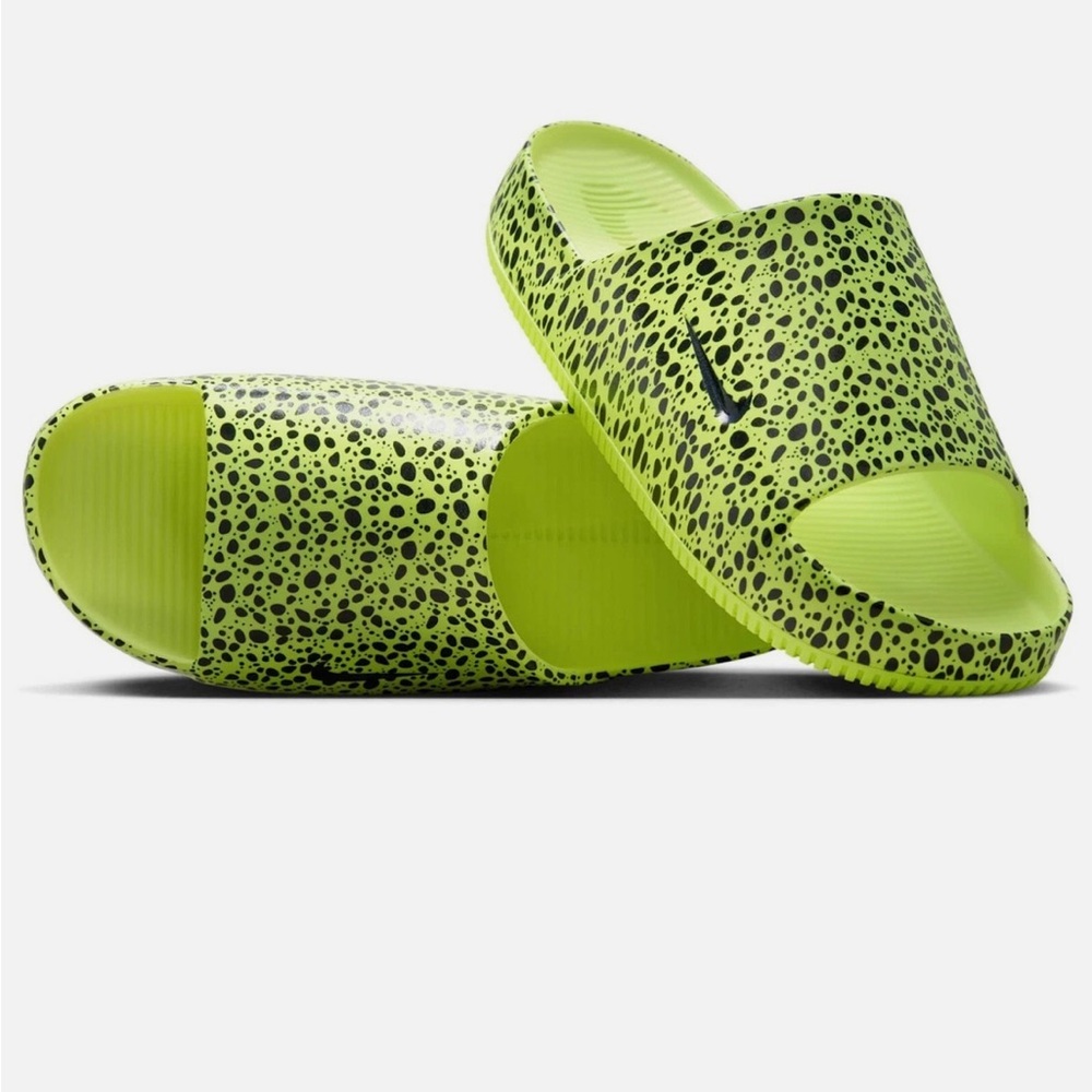 Nike Calm Sandals size men 7/woman 8